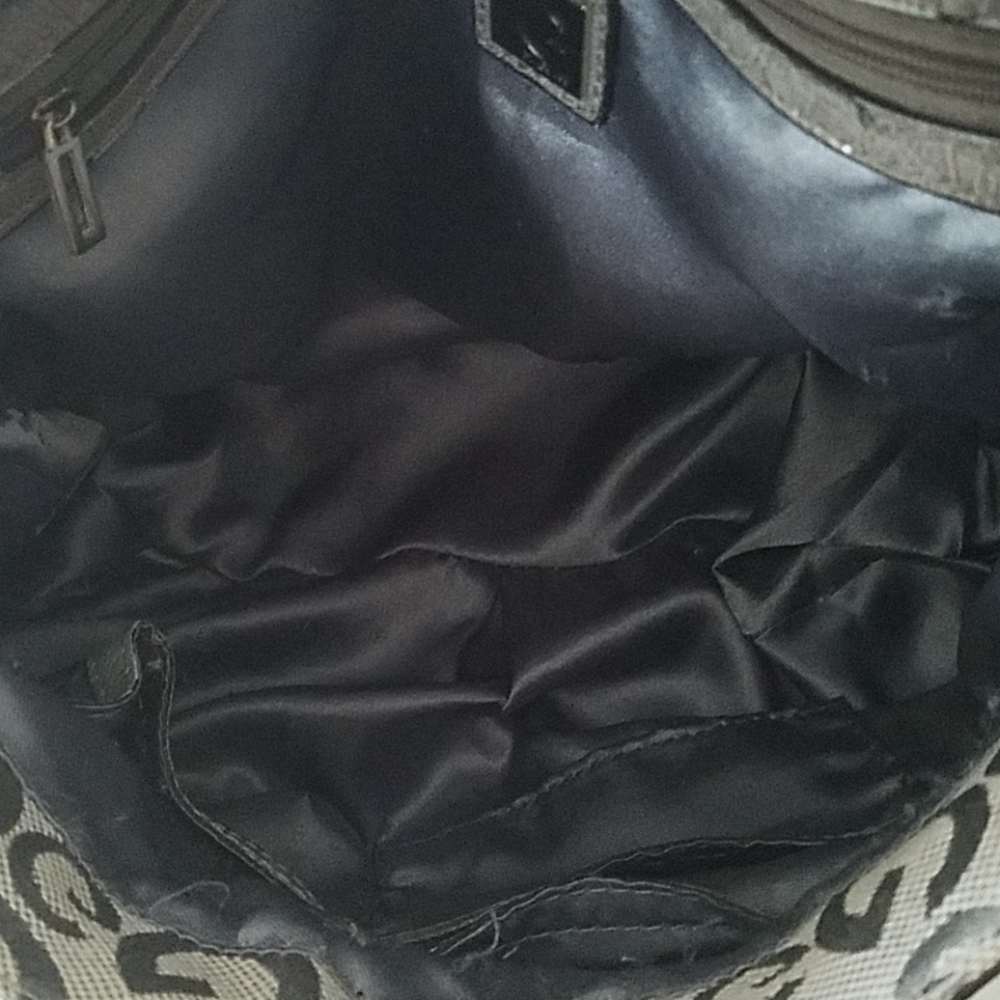 G by GUESS Gently Used Purse and NWOT Wallet - Picture 7 of 8